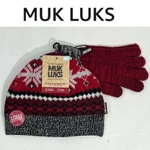 Muk Luks Women’s Snowflake Matching Hat & Gloves Set
